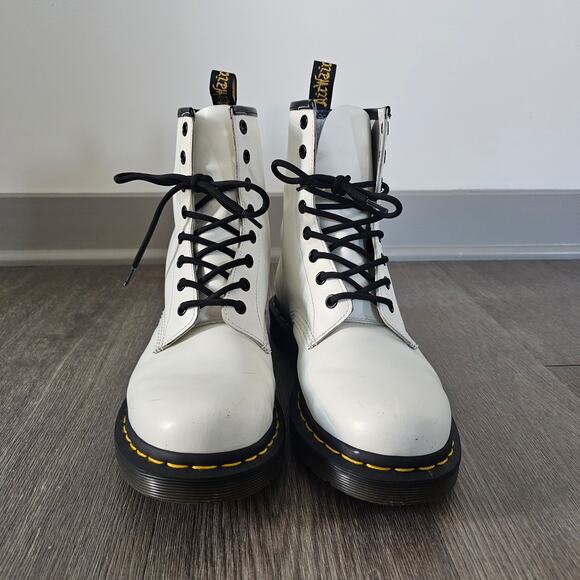 Dr. Martens 1460 Pascal White Leather Combat Boots Size 9 - Picture 4 of 8